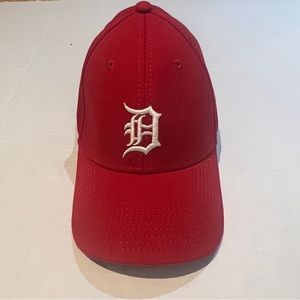 Vintage Red Detroit Tigers Cap Medium/Large